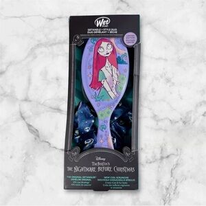 Wetbrush Nightmare Before Christmas limited edition brush/scrunchie style duo